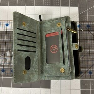 NWOT Caseme IPhone 12 Wallet Case